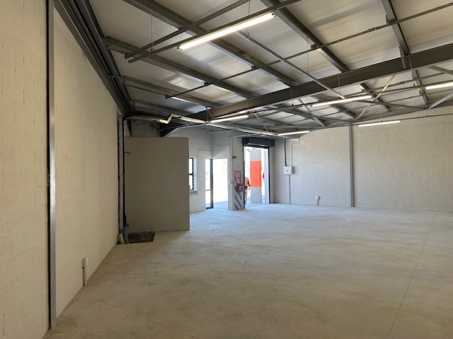 To Let commercial Property for Rent in Marconi Beam Industria Western Cape